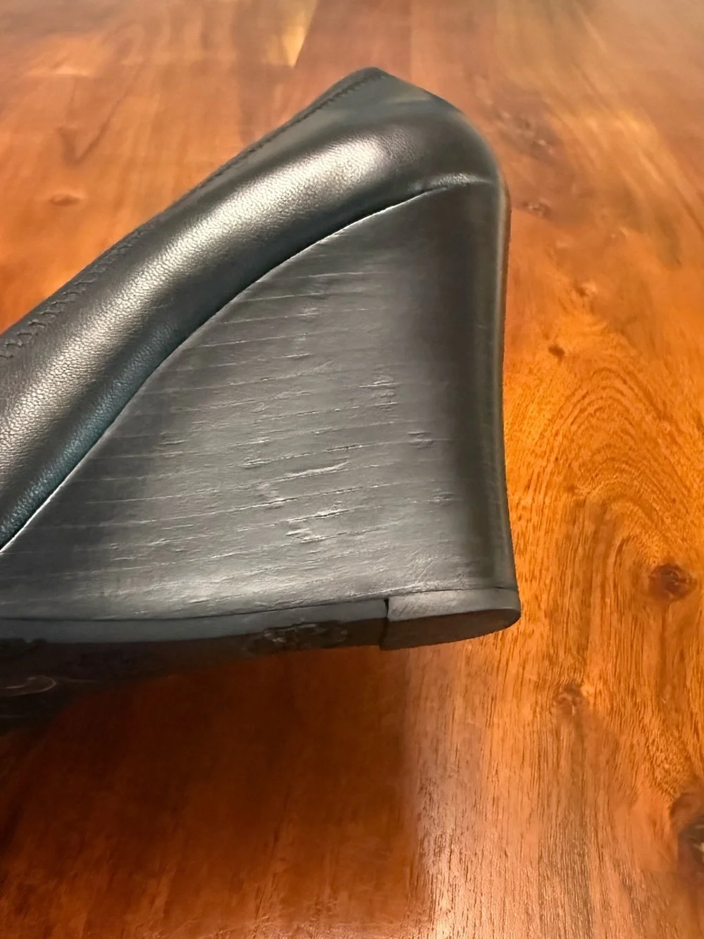Tory Burch Black Leather Pumps with Gold Logo Medallion